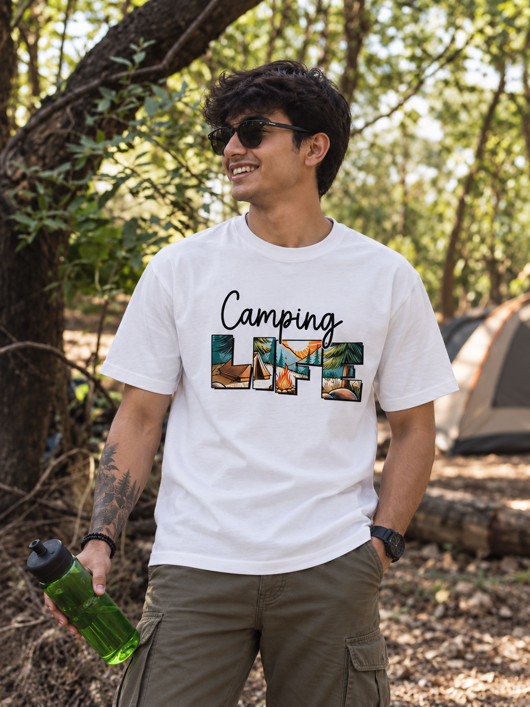 Camping LIFE : Classic Fit T-Shirt
