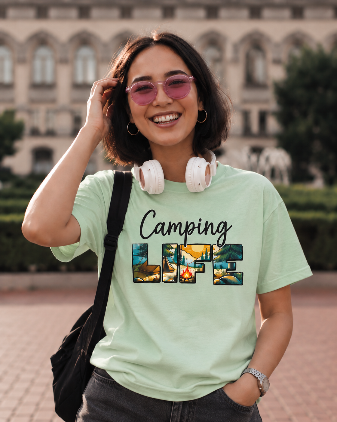 Camping LIFE : Classic Fit T-Shirt